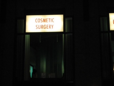 05.17.2008.23.52cosmetic surgery.jpg