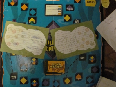 Two notes with random words written on them Two notes with random words written on them