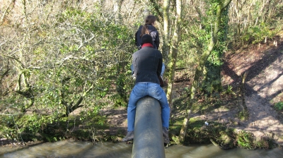 18 Ooh there's a knobbly bit.jpg 18 Ooh there's a knobbly bit.jpg