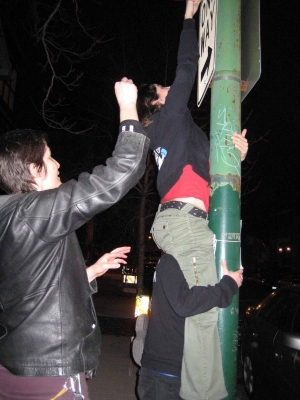 Short People Making It Work