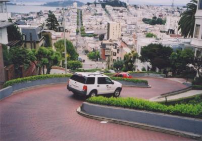 lombard-top.jpg lombard-top.jpg