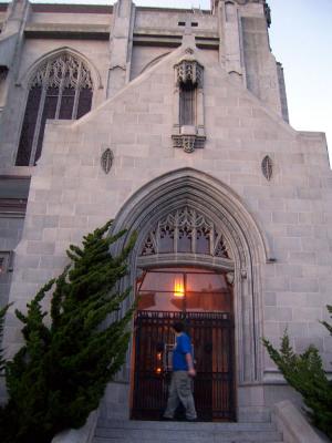 suspicious_looking_man.jpg suspicious_looking_man.jpg