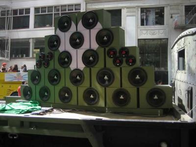 parade02.jpg