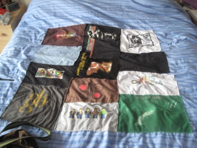 another interesting use of old t-shirts... another interesting use of old t-shirts...