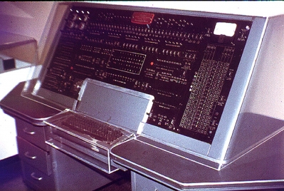 univac_c.jpg