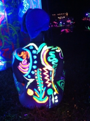 blacklight paint