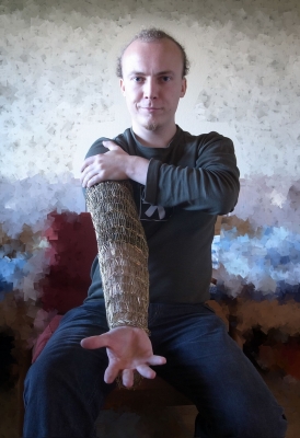 goldenarm.jpg