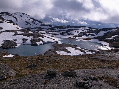 The kind of place where the boat is needed. Looks accessible, until you realize there are no land bridges.