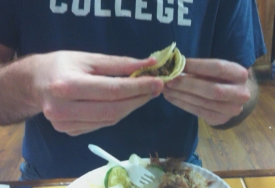 The two-handed taco technique.