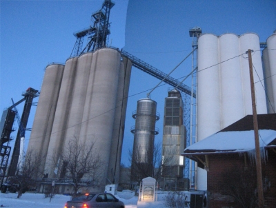 We finally stopped for another tourist info sign. It led us 20 min. into the mountains to a little town called Dows Depot, which smelled strongly of poop.