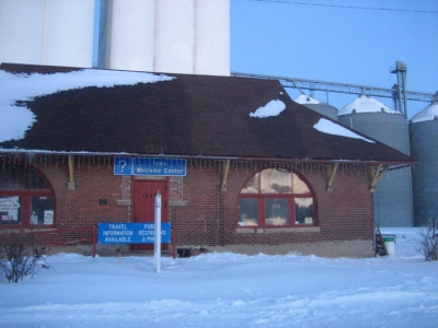 Also the tourist info center was closed.
