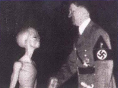 ats28110_hitlerwithalienufovrilhaunebuw.jpg ats28110_hitlerwithalienufovrilhaunebuw.jpg