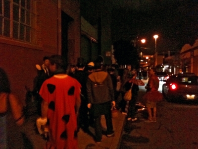 OMG this line was long for CP3 OMG this line was long for CP3