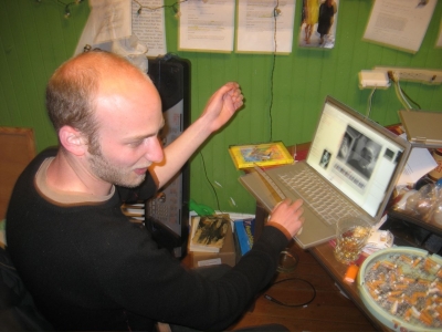 continues to post continues to post