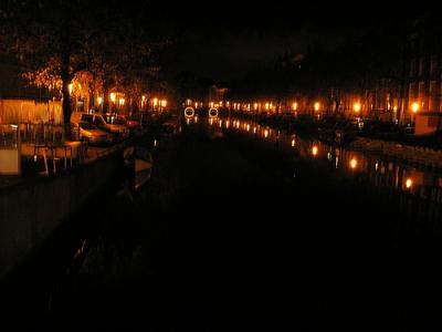 Gracht bij Nacht