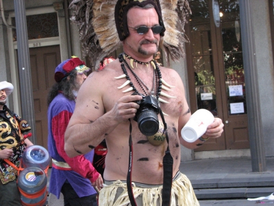 Aha!  A potential customer approaches. Aha!  A potential customer approaches.